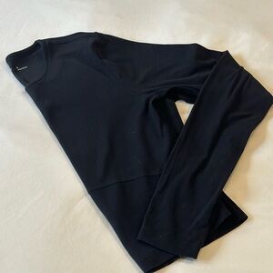 TNAction Butter Black Long Sleeve Top